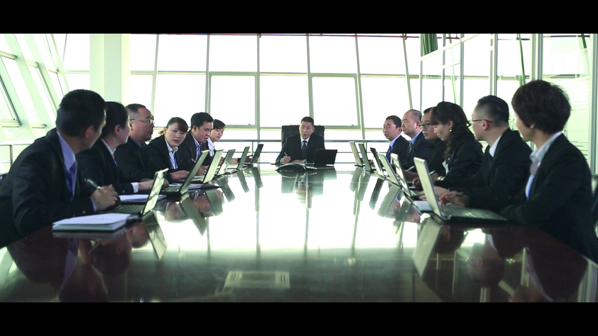 pic cut.00 00 50 03.still088